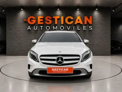 Mercedes-Benz GLA 2017 · foto 3