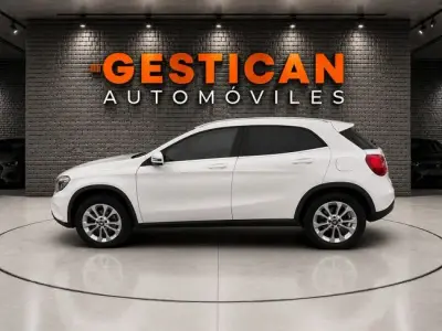 Mercedes-Benz GLA 2017 · foto 9