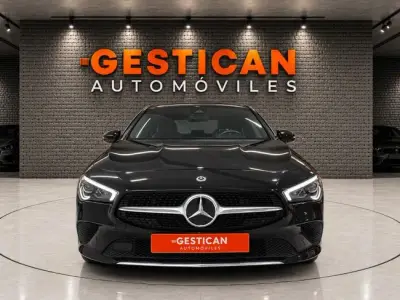 Mercedes-Benz CLA 2023 · foto 3
