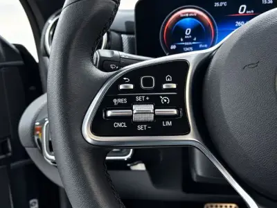Mercedes-Benz CLA 2023 · foto 9