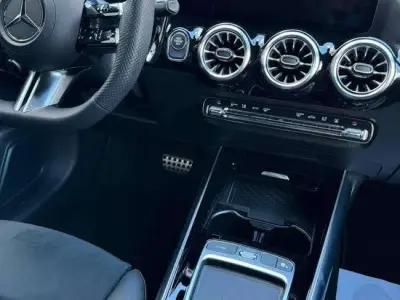 Mercedes-Benz GLA 2026 · foto 11
