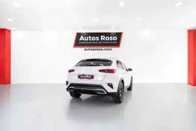 KIA Xceed 2023 · foto 3