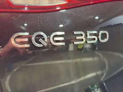 Mercedes-Benz EQE SUV 2025 · foto 8