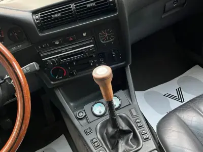 BMW Serie 3 1990 · foto 12