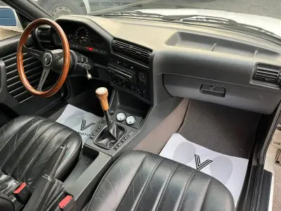 BMW Serie 3 1990 · foto 8