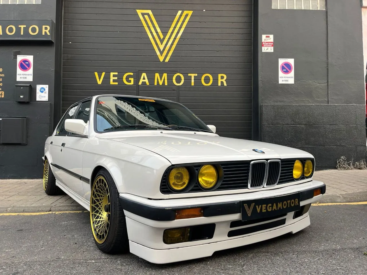 BMW Serie 3 1990 en Gran Canaria · CEC