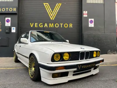 BMW Serie 3 1990 en Gran Canaria · CEC