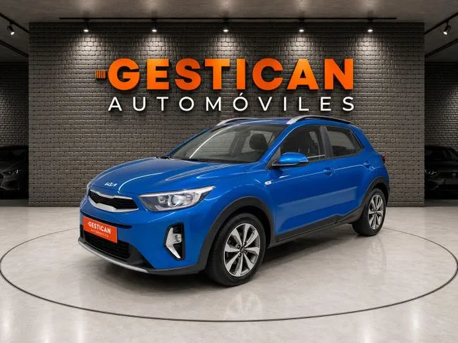 KIA Stonic 2023 en 4 islas · CEC