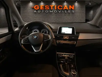 BMW Serie 2 Active Tourer 2021 · foto 10