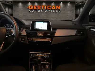 BMW Serie 2 Active Tourer 2021 · foto 11