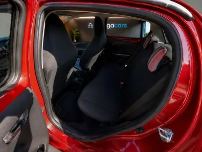 Peugeot 108 2021 · foto 6