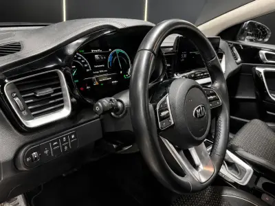 KIA Xceed 2021 · foto 6
