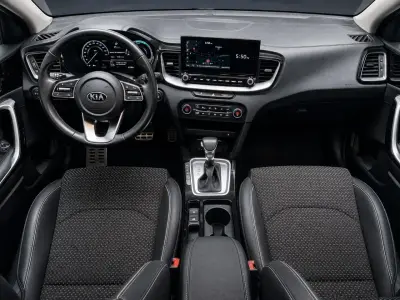 KIA Xceed 2021 · foto 9