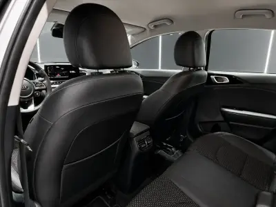 KIA Xceed 2021 · foto 8