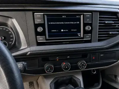 Volkswagen Transporter 2022 · foto 10