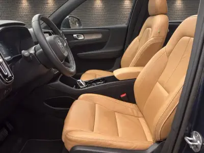 Volvo XC40 2022 · foto 15