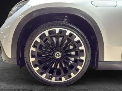 Mercedes-Benz EQE SUV 2023 · foto 7