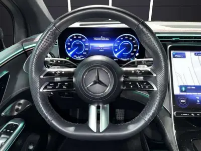 Mercedes-Benz EQE SUV 2023 · foto 11