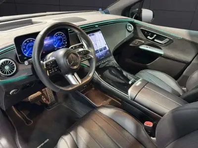Mercedes-Benz EQE SUV 2023 · foto 9