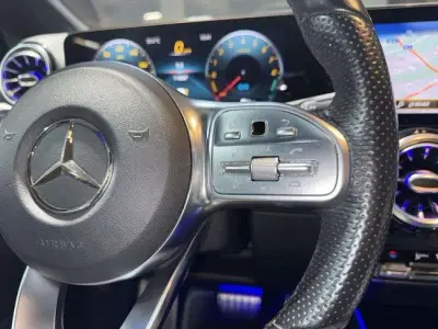 Mercedes-Benz GLA 2021 · foto 12