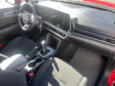 KIA Sportage 2023 · foto 13