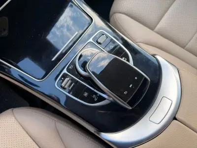 Mercedes-Benz Clase GLC 2017 · foto 11