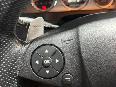 Mercedes-Benz Clase C 2010 · foto 7