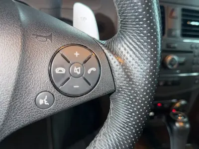 Mercedes-Benz Clase C 2010 · foto 8