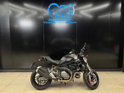 Ducati Monster 821 2018 en Gran Canaria · CEC