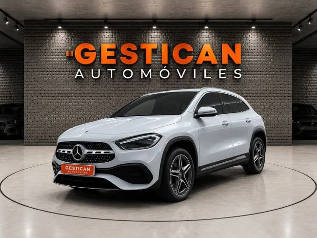 Mercedes-Benz GLA 2023 en 4 islas · CEC