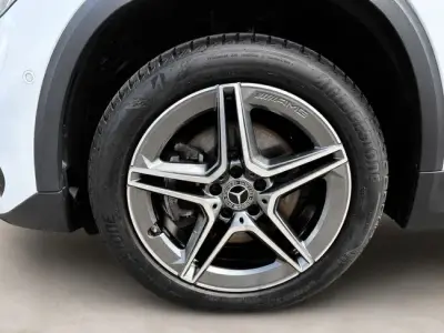Mercedes-Benz GLA 2023 · foto 10
