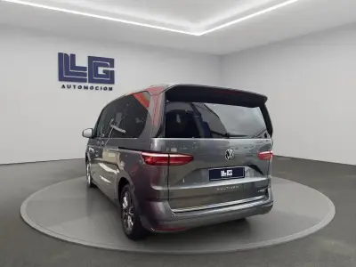 Volkswagen Multivan 2023 · foto 4