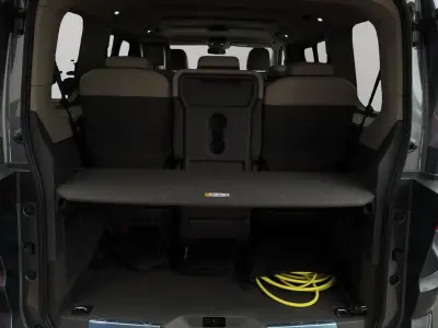 Volkswagen Multivan 2023 · foto 17