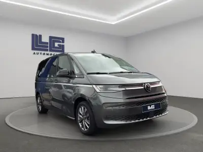 Volkswagen Multivan 2023 · foto 3