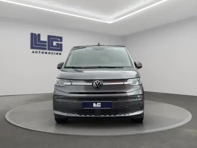 Volkswagen Multivan 2023 · foto 2
