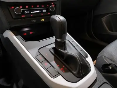 SEAT Arona 2023 · foto 9