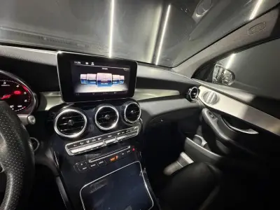 Mercedes-Benz GLC Coupe 2018 · foto 9