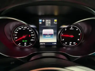 Mercedes-Benz GLC Coupe 2018 · foto 7