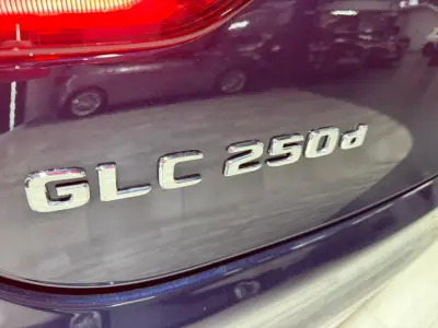 Mercedes-Benz GLC Coupe 2018 · foto 14