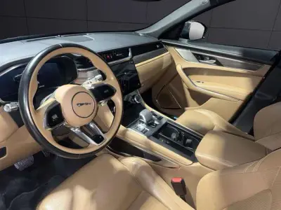 Jaguar F-Pace 2021 · foto 8