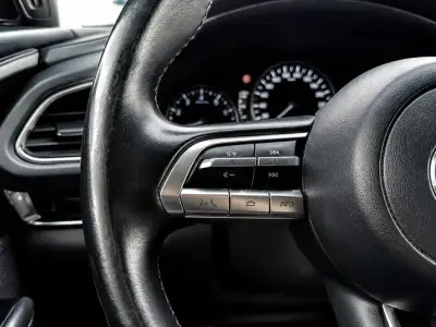 Mazda CX-30 2023 · foto 8