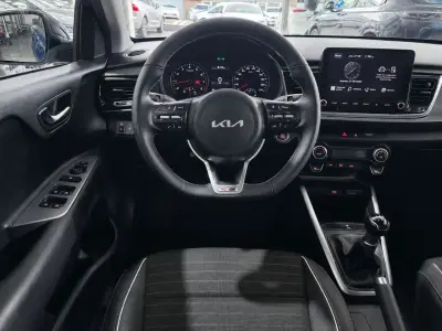 KIA Rio 2023 · foto 11