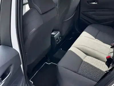 Toyota Corolla 2021 · foto 9
