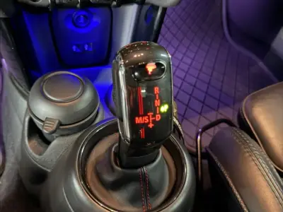 MINI Cooper 2019 · foto 8