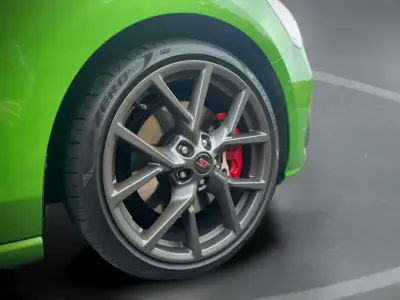 Ford Focus ST 2025 · foto 3