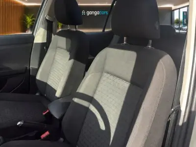 Volkswagen T-Cross 2023 · foto 9