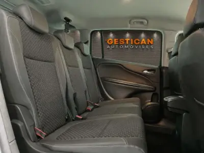 Opel Zafira Tourer 2018 · foto 9