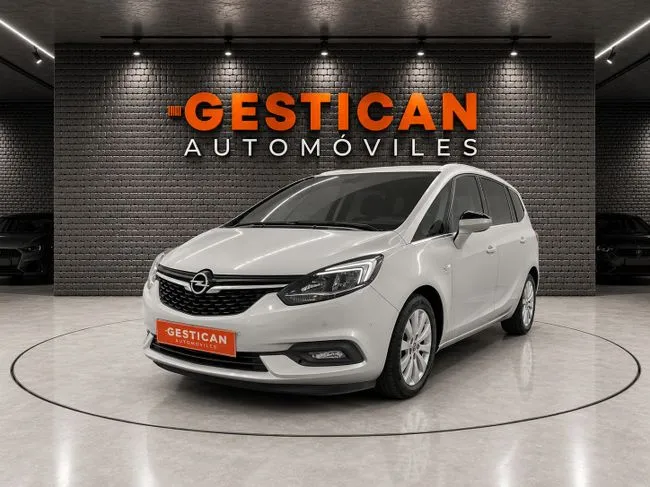 Opel Zafira Tourer 2018 en 4 islas · CEC