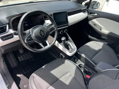 Renault Clio 2023 · foto 8