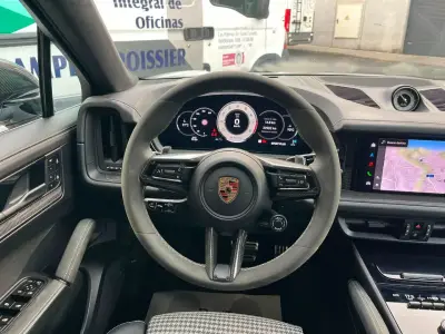 Porsche Cayenne Coupe 2025 · foto 15